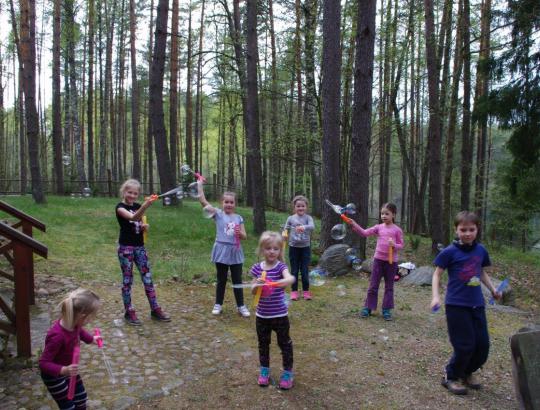 Molėtiškiai 15-tąją miškasodžio šventę surengė privačiuose miškuose šalia Giedraičių 