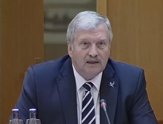 LMSA prašymu europarlamentaras Bronis Ropė užklausė Europos Komisijos dėl 5% mokesčio