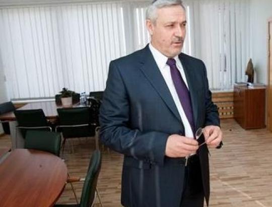 VŽ: Ieškoma kelių, kaip p. Sakalauskas galėtų toliau vadovauti Generalinei miškų urėdijai