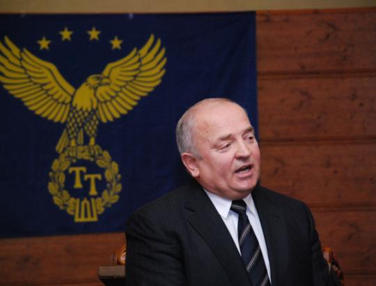 Urėdijų reformos priešininkai reikalauja privalomo ekspertinio įvertinimo